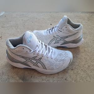 Size 6 - ASICS Sky Elite FF MT White Pure Silver 2022 Women's Volleyball Shoes